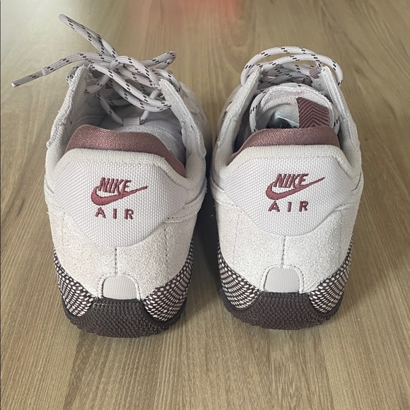 Nike Air Force 1 Wild - Picture 4 of 6